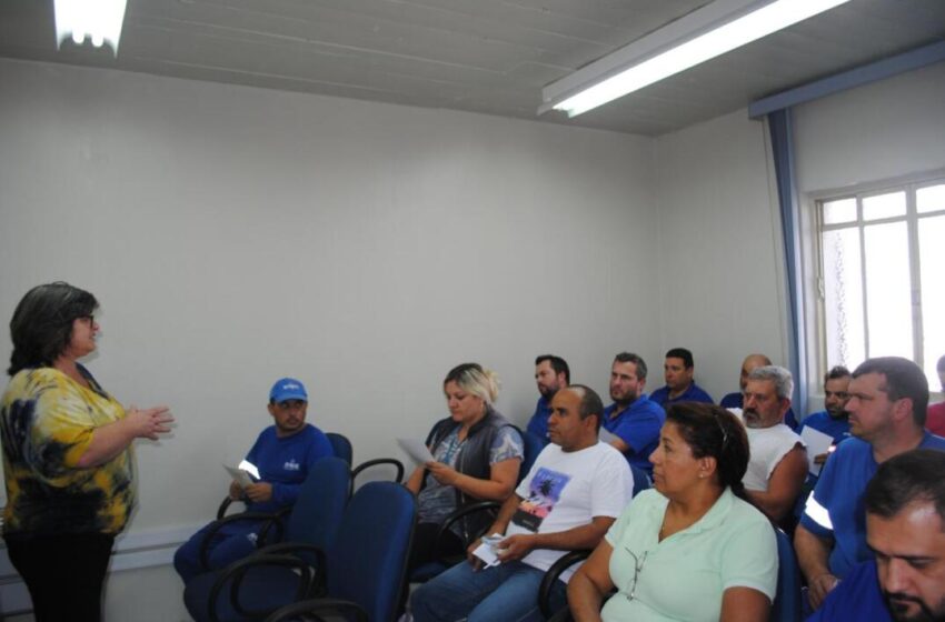  Sindiserv visita setores do SAMAE para ouvir as demandas dos servidores