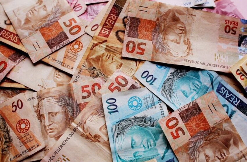  Servidores terão reajuste de 5,34%